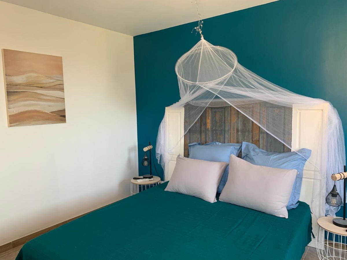 Casa Rosalinda Hotel Figari  Eksteriør billede