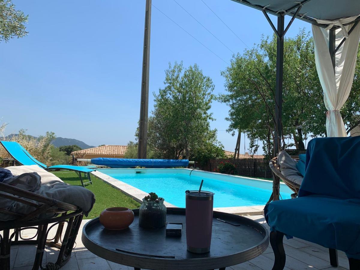Casa Rosalinda Hotel Figari  Eksteriør billede